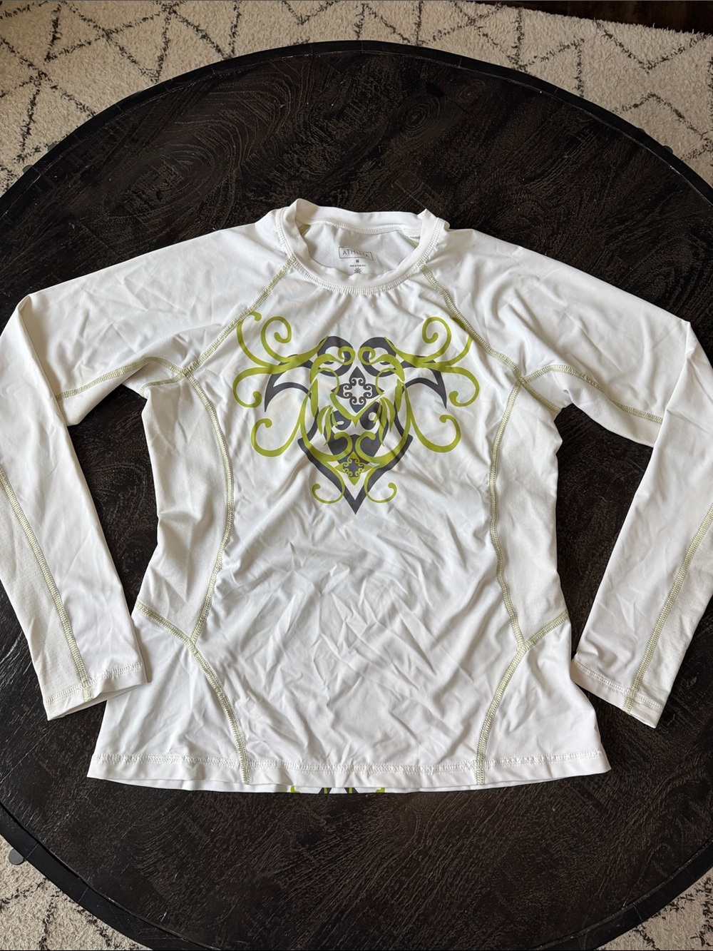 Y2K Athleta White Athletic Top with Subtle Gray Logo